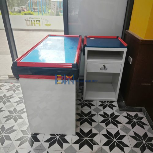 Alternative view of Bàn thu ngân dài 1,2m mặt inox